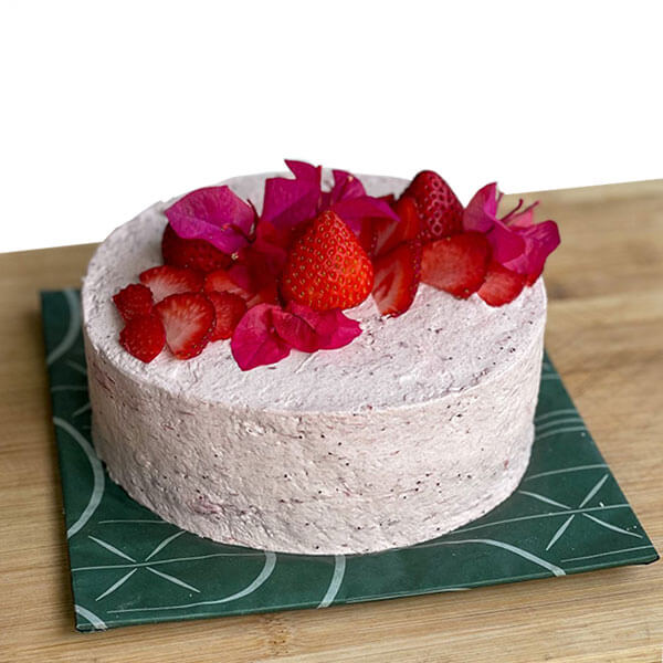 Pasteleria Manila - Strawberry shortcake 10x8 P2,280 Click the link to  order: https://www.pasteleriamanila.com/product/strawberry-cake/ -Click  Regular 10